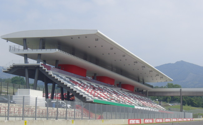 TRIBUNE MUGELLO 03