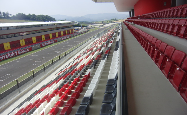 TRIBUNE MUGELLO 07