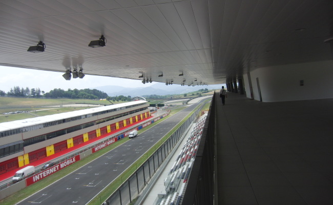 TRIBUNE MUGELLO 08