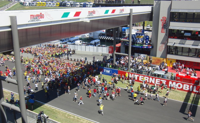 TRIBUNE MUGELLO 12