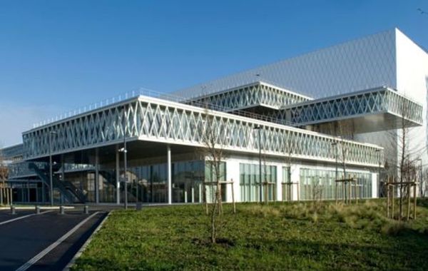 NEW NATIONAL ARCHIVES OF FRANCE