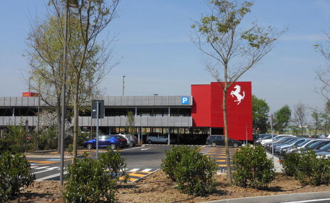 Ferrari Park 02