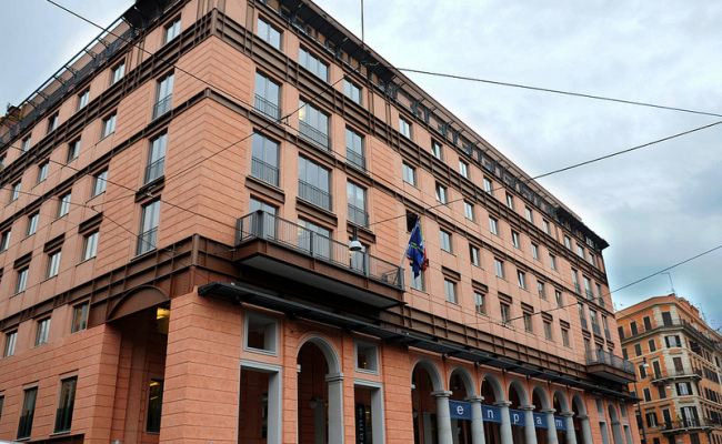 PIAZZA VITTORIO 01